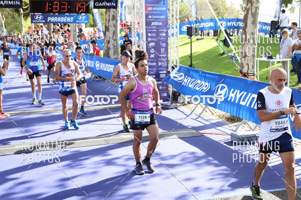 Buy your photos of the eventMeia Maratona Porto 2019 on Fotop