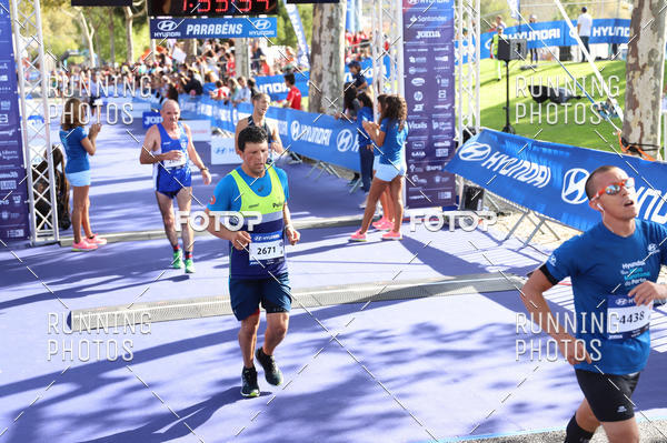 Buy your photos of the eventMeia Maratona Porto 2019 on Fotop