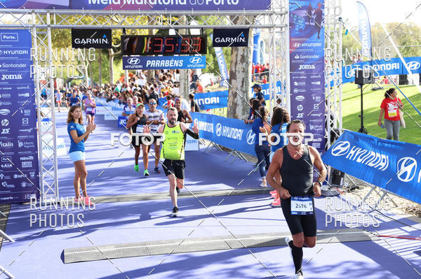 Buy your photos of the eventMeia Maratona Porto 2019 on Fotop