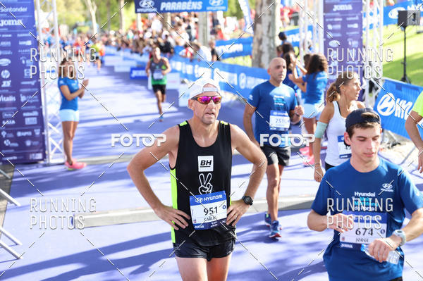 Buy your photos of the eventMeia Maratona Porto 2019 on Fotop