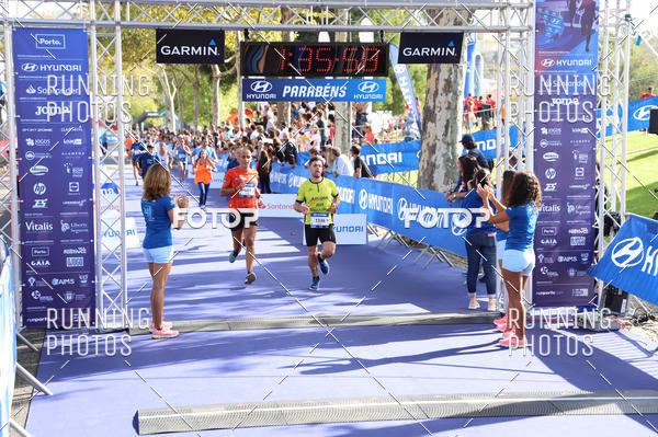 Buy your photos of the eventMeia Maratona Porto 2019 on Fotop