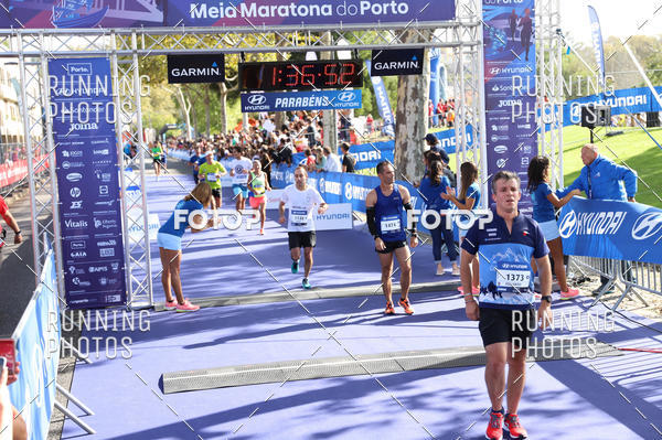 Buy your photos of the eventMeia Maratona Porto 2019 on Fotop