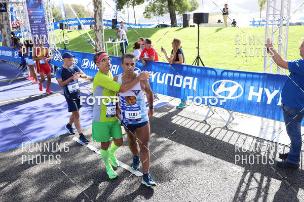 Buy your photos of the eventMeia Maratona Porto 2019 on Fotop