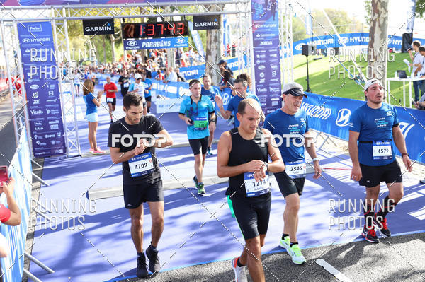 Buy your photos of the eventMeia Maratona Porto 2019 on Fotop
