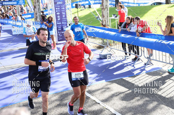 Buy your photos of the eventMeia Maratona Porto 2019 on Fotop