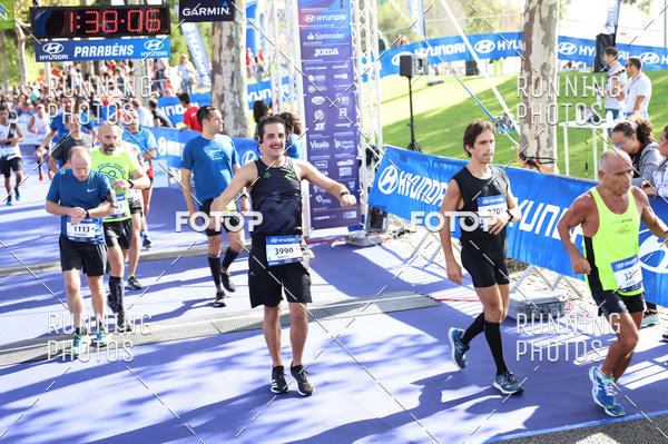 Buy your photos of the eventMeia Maratona Porto 2019 on Fotop