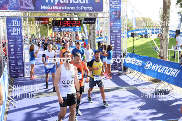 Buy your photos of the eventMeia Maratona Porto 2019 on Fotop
