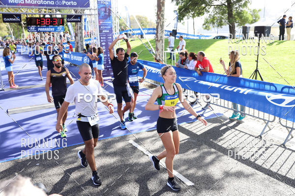 Buy your photos of the eventMeia Maratona Porto 2019 on Fotop