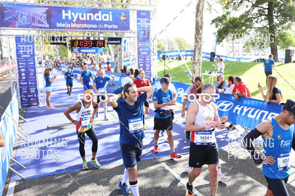 Buy your photos of the eventMeia Maratona Porto 2019 on Fotop