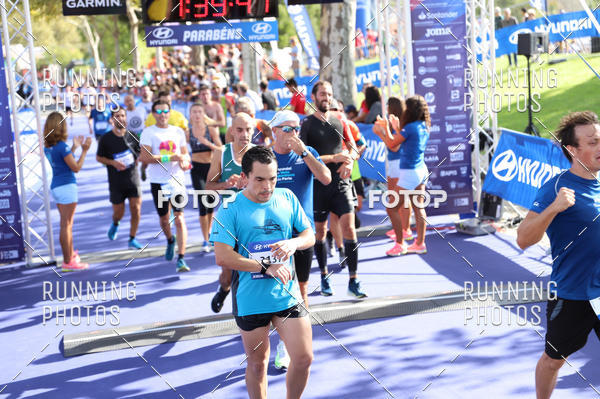 Buy your photos of the eventMeia Maratona Porto 2019 on Fotop