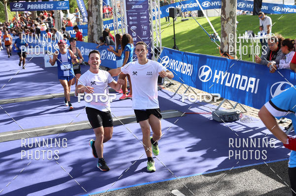 Buy your photos of the eventMeia Maratona Porto 2019 on Fotop