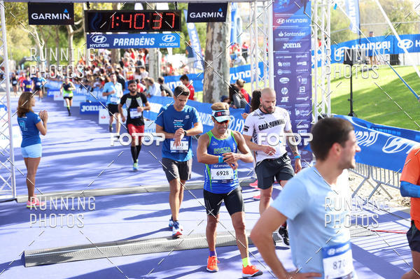 Buy your photos of the eventMeia Maratona Porto 2019 on Fotop
