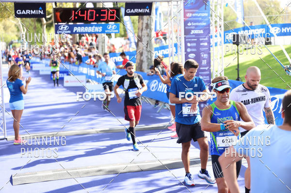 Buy your photos of the eventMeia Maratona Porto 2019 on Fotop