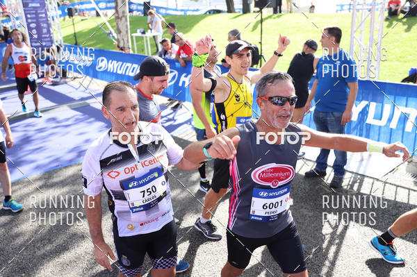 Buy your photos of the eventMeia Maratona Porto 2019 on Fotop