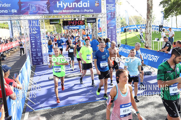 Buy your photos of the eventMeia Maratona Porto 2019 on Fotop