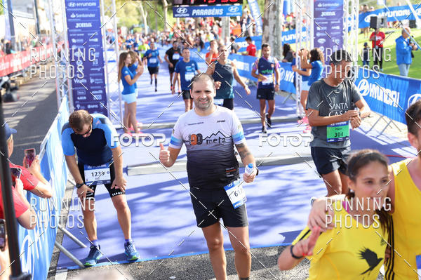 Buy your photos of the eventMeia Maratona Porto 2019 on Fotop