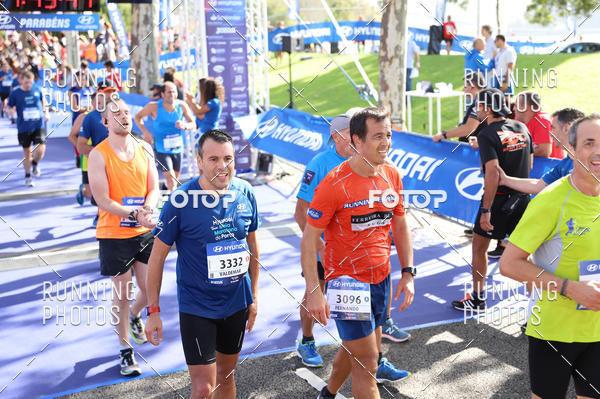 Buy your photos of the eventMeia Maratona Porto 2019 on Fotop
