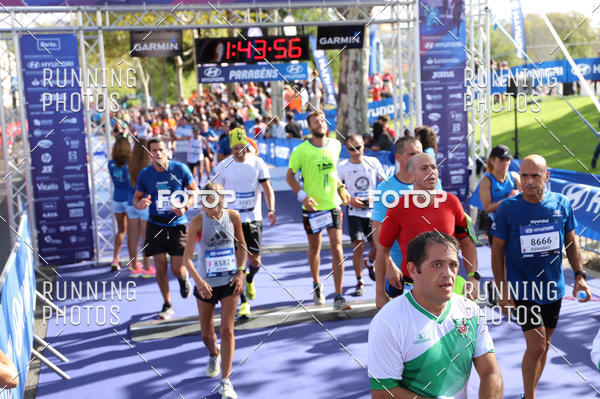 Buy your photos of the eventMeia Maratona Porto 2019 on Fotop