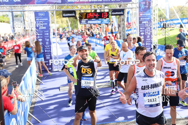 Buy your photos of the eventMeia Maratona Porto 2019 on Fotop