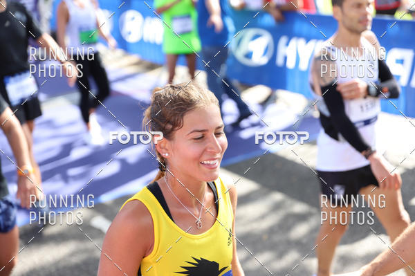 Buy your photos of the eventMeia Maratona Porto 2019 on Fotop