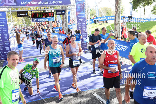 Buy your photos of the eventMeia Maratona Porto 2019 on Fotop