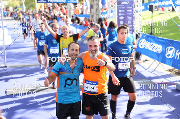 Buy your photos of the eventMeia Maratona Porto 2019 on Fotop