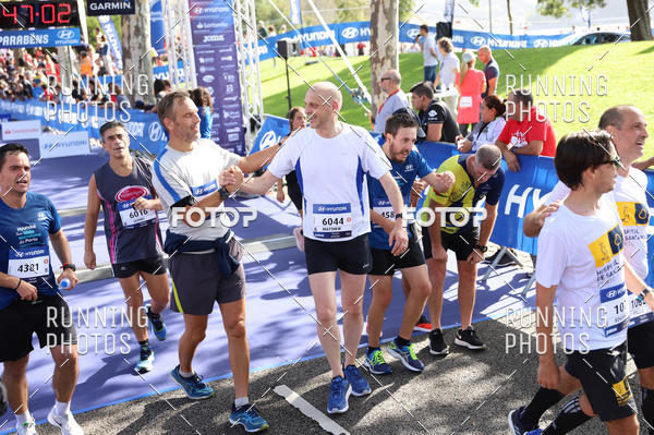 Buy your photos of the eventMeia Maratona Porto 2019 on Fotop