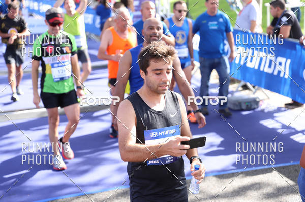 Buy your photos of the eventMeia Maratona Porto 2019 on Fotop