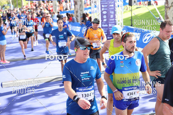 Buy your photos of the eventMeia Maratona Porto 2019 on Fotop