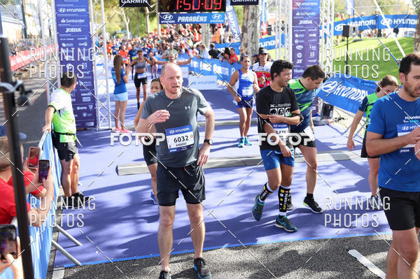 Buy your photos of the eventMeia Maratona Porto 2019 on Fotop