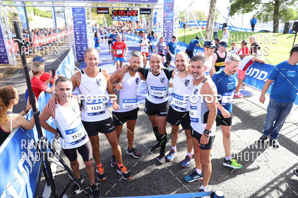 Buy your photos of the eventMeia Maratona Porto 2019 on Fotop