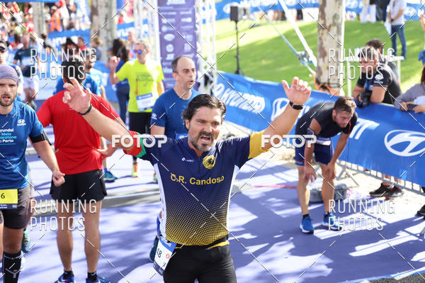 Buy your photos of the eventMeia Maratona Porto 2019 on Fotop
