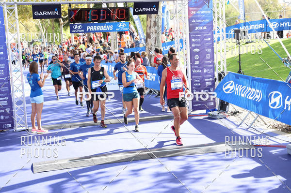 Buy your photos of the eventMeia Maratona Porto 2019 on Fotop