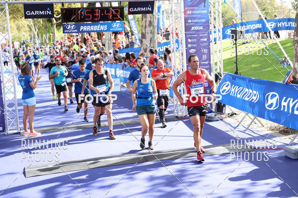 Buy your photos of the eventMeia Maratona Porto 2019 on Fotop