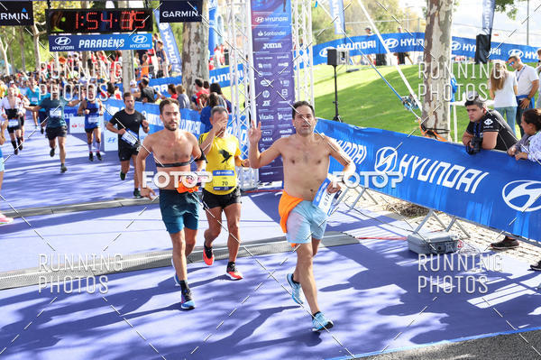 Buy your photos of the eventMeia Maratona Porto 2019 on Fotop