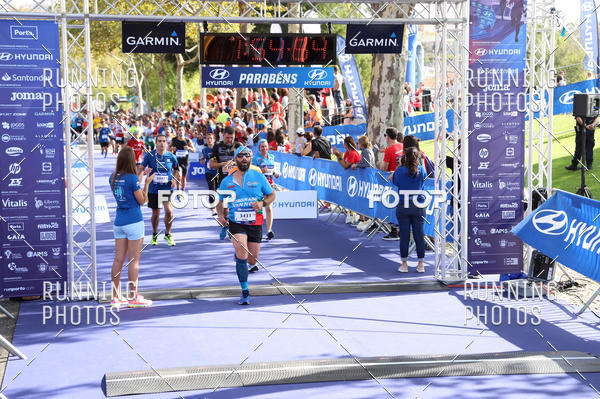 Buy your photos of the eventMeia Maratona Porto 2019 on Fotop