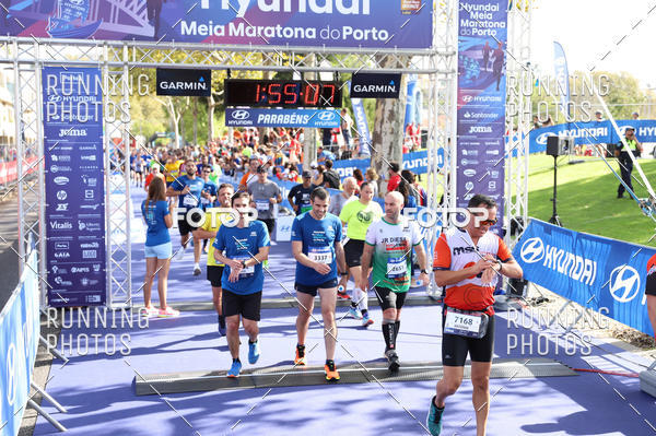 Buy your photos of the eventMeia Maratona Porto 2019 on Fotop