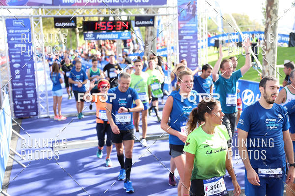 Buy your photos of the eventMeia Maratona Porto 2019 on Fotop