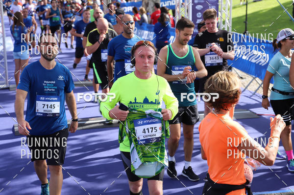 Buy your photos of the eventMeia Maratona Porto 2019 on Fotop