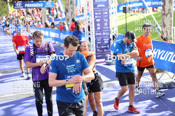 Buy your photos of the eventMeia Maratona Porto 2019 on Fotop