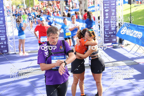 Buy your photos of the eventMeia Maratona Porto 2019 on Fotop
