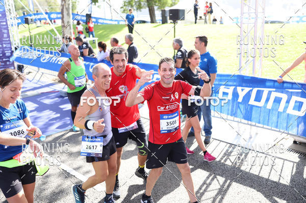 Buy your photos of the eventMeia Maratona Porto 2019 on Fotop