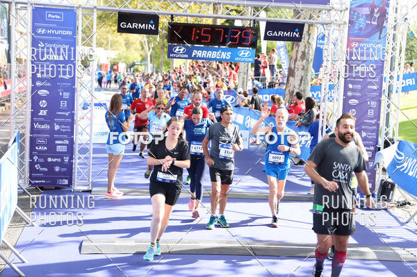 Buy your photos of the eventMeia Maratona Porto 2019 on Fotop