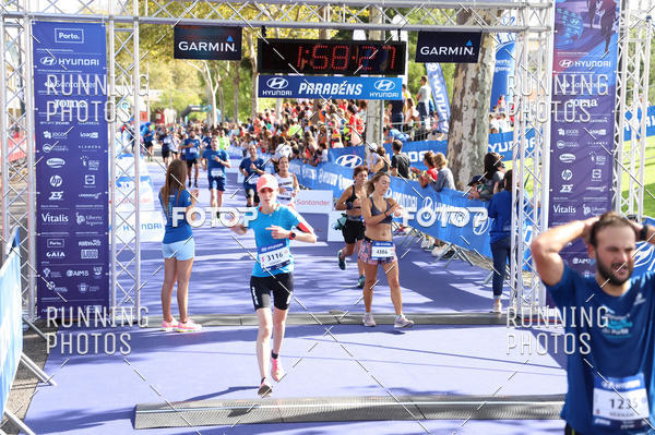 Buy your photos of the eventMeia Maratona Porto 2019 on Fotop