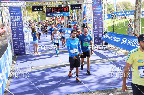 Buy your photos of the eventMeia Maratona Porto 2019 on Fotop