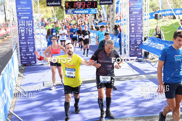 Buy your photos of the eventMeia Maratona Porto 2019 on Fotop
