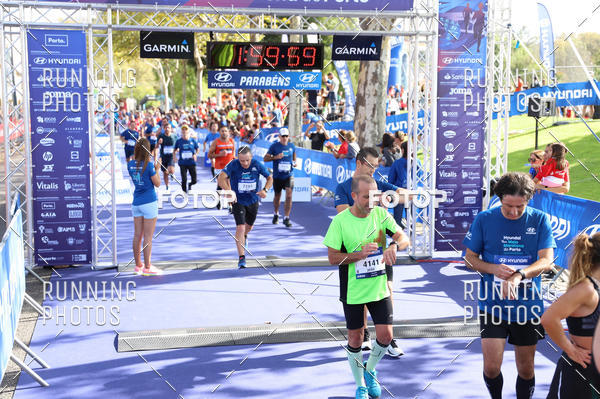 Buy your photos of the eventMeia Maratona Porto 2019 on Fotop