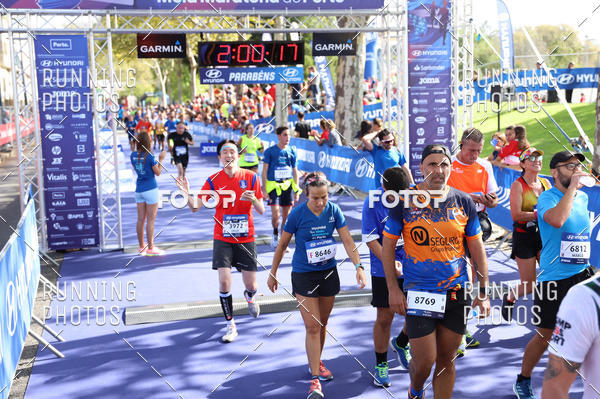 Buy your photos of the eventMeia Maratona Porto 2019 on Fotop