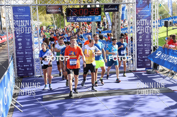 Buy your photos of the eventMeia Maratona Porto 2019 on Fotop