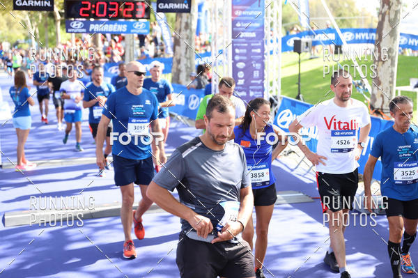 Buy your photos of the eventMeia Maratona Porto 2019 on Fotop